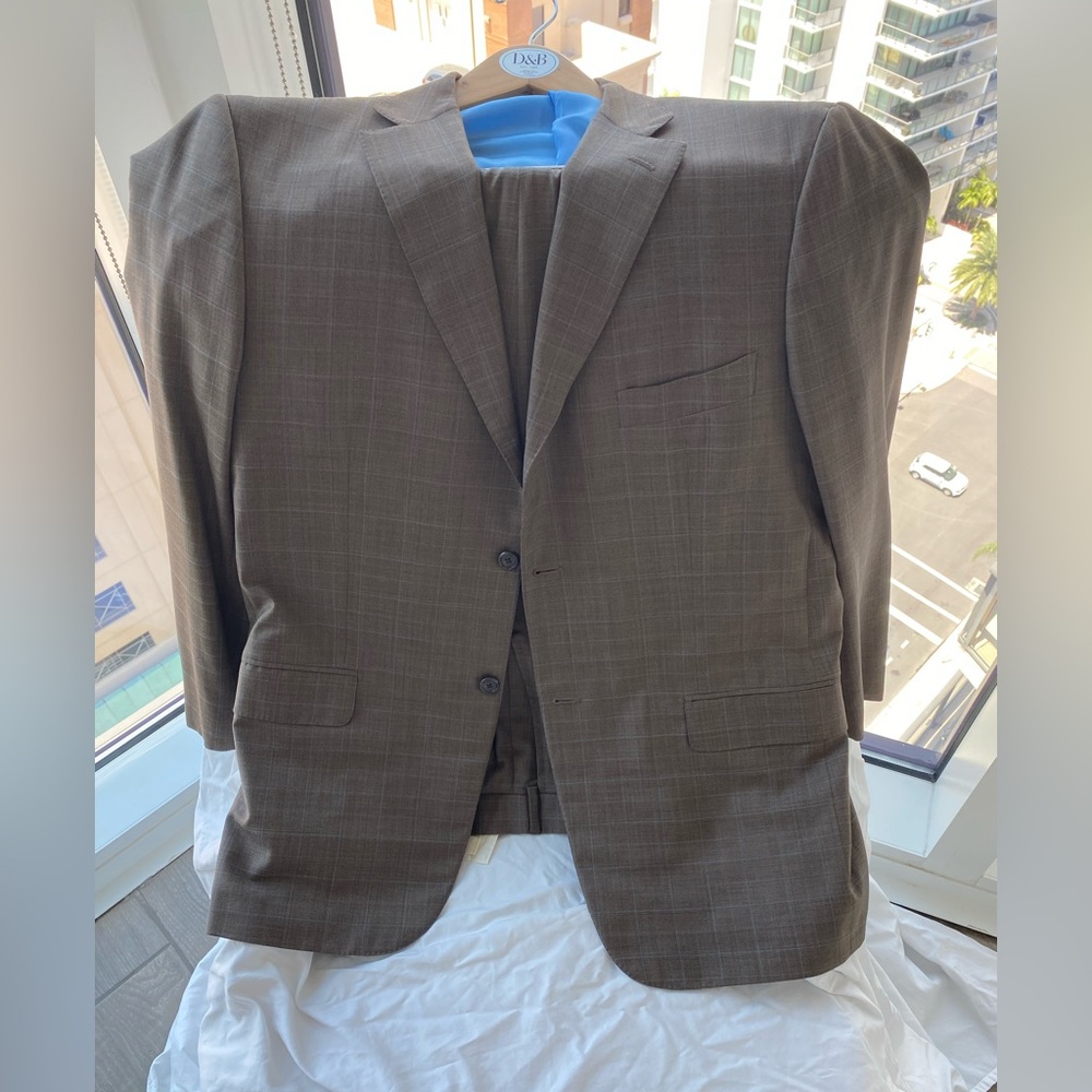 Great suit outfit for the fall.